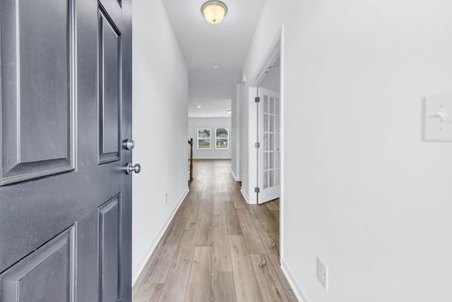 1234 English Oak Dr, Clarksville, TN, 37043 | Card Image