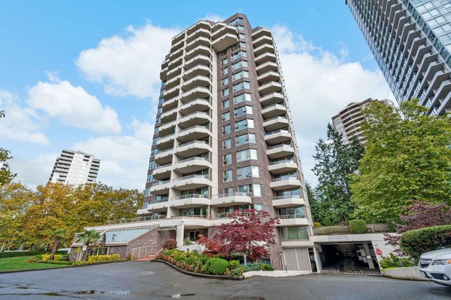 401 - 5790 Patterson Avenue, Condo with 2 bedrooms, 2 bathrooms and 1 parking in Burnaby BC | Image 5