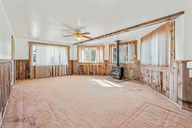 8 Division St N, House other with 8 bedrooms, 3 bathrooms and null parking in Reed Point MT | Image 5