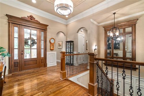 3116 W 137th St, Leawood, KS, 66224-5911 | Card Image