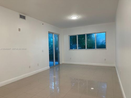 102-652 Ne 63rd St, Miami, FL, 33138 | Card Image