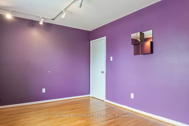 1 Dunbarton Cres, House other with 4 bedrooms, 3 bathrooms and 4 parking in Brampton ON | Image 24