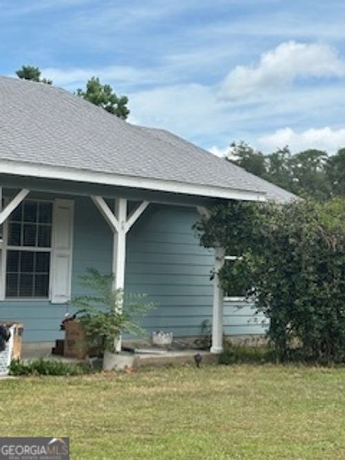 477 Dallas Cir, Folkston, GA, 31537-6805 | Card Image