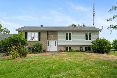 11888 County Rd 18, Williamsburg, ON, K0C2H0 | Card Image