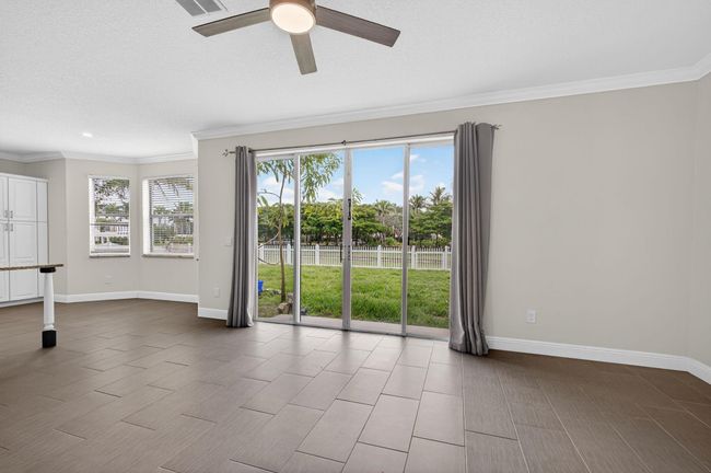 1196 Oakwater Dr, House other with 5 bedrooms, 3 bathrooms and null parking in Royal Palm Beach FL | Image 8