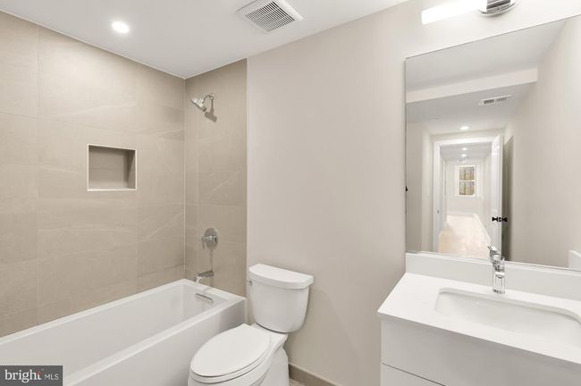 2 - 1708 16 Th St Nw, Condo with 1 bedrooms, 1 bathrooms and null parking in WASHINGTON DC | Image 6