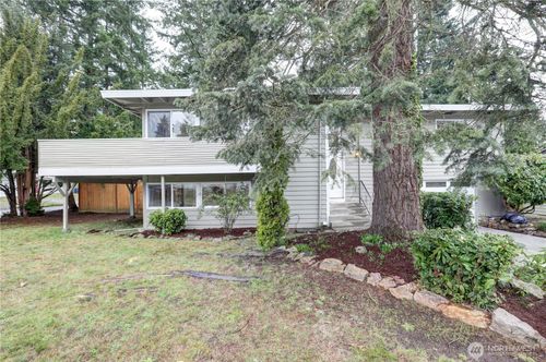 2007 168th Avenue Ne, Bellevue, WA, 98008 | Card Image