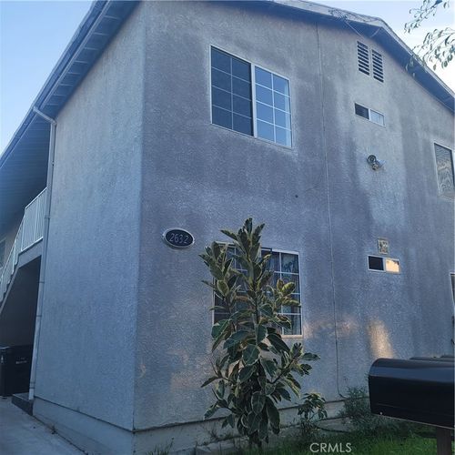 2632 W 16th Pl, Los Angeles, CA, 90019-6204 | Card Image