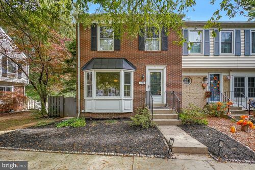 1352 Carlsbad Dr, GAITHERSBURG, MD, 20879-3206 | Card Image