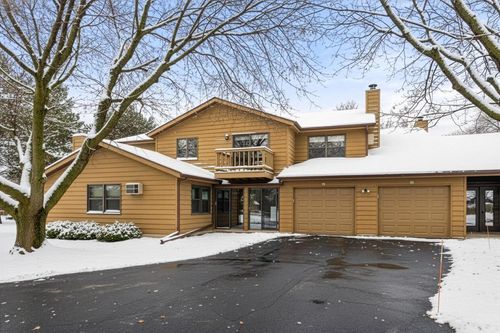 93-1160 Brittany Court, NEENAH, WI, 54956 | Card Image