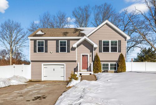 1 W Meadow Ct, Milford, NH, 03055-5028 | Card Image
