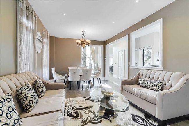 40 Darren Rd, House other with 6 bedrooms, 6 bathrooms and 5 parking in Brampton ON | Image 12