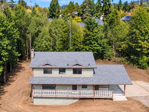 15 Parkcrest Dr, View Royal, BC, V9B5L9 | Card Image