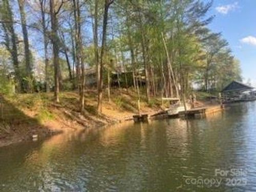 3995 Burton Ln, Denver, NC, 28037-5401 | Card Image