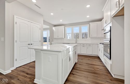 2546 Goldfinger Ln, Westfield, IN, 46074-1206 | Card Image