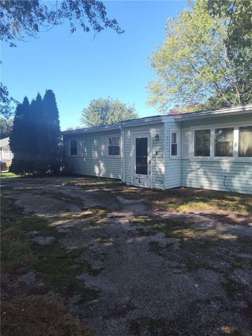 9 Reardon Drive, Middletown, RI, 02842 | Card Image