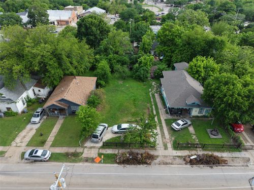 814 E 12th St, Dallas, TX, 75203-3121 | Card Image