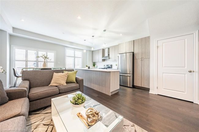 3 Pinot Cres, Townhouse with 3 bedrooms, 3 bathrooms and 3 parking in Stoney Creek ON | Image 10