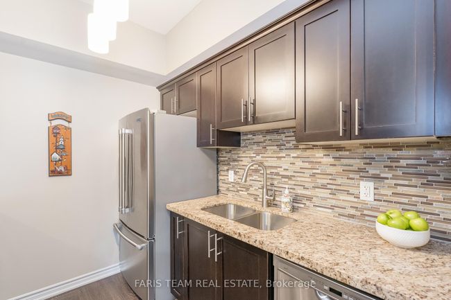 210 - 40 Ferndale Dr S, Condo with 2 bedrooms, 2 bathrooms and null parking in Barrie ON | Image 11