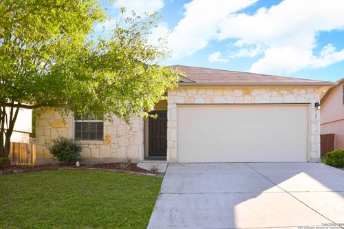 745 Hollow Rdg, Schertz, TX, 78108-3441 | Card Image