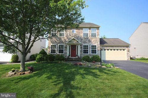 174 Brynwood Dr, Port Matilda, PA, 16870-7042 | Card Image