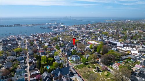 85 Mill St, Newport, RI, 02840-3193 | Card Image