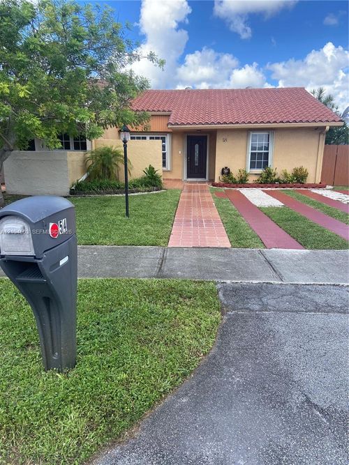 54 Nw 109th Ct, Miami, FL, 33172 | Card Image