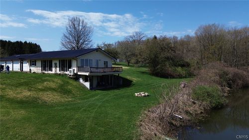 421 Cortland Rd, Freeville, NY, 13068-8512 | Card Image