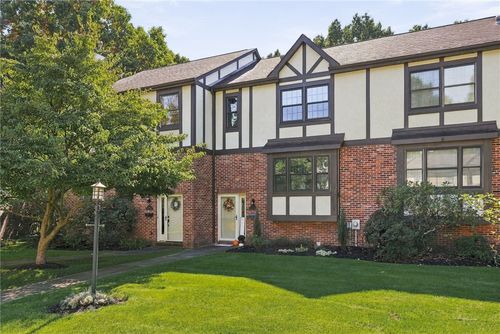 4562 Bucktail Dr, Allison Park, PA, 15101-2120 | Card Image