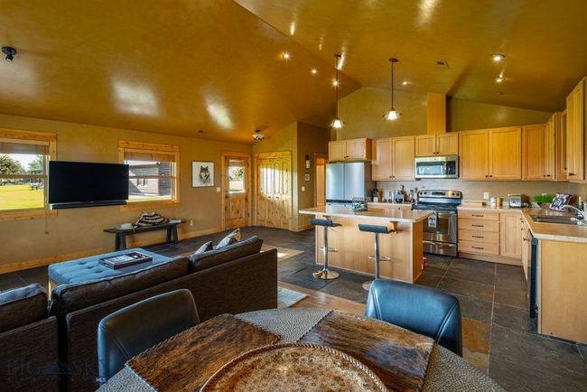 Guest House Living Area & Kitchen | Image 66