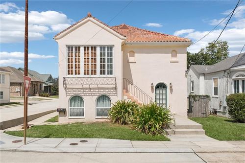 5518 20 Canal Boulevard, New Orleans, LA, 70124 | Card Image
