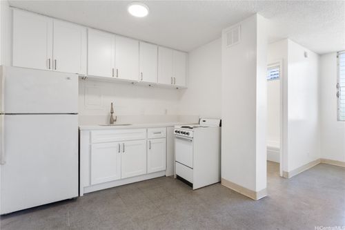 306-727 Pumehana St, Honolulu, HI, 96826-3833 | Card Image