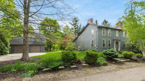 301 Clouse Ln, Granville, OH, 43023-1428 | Card Image