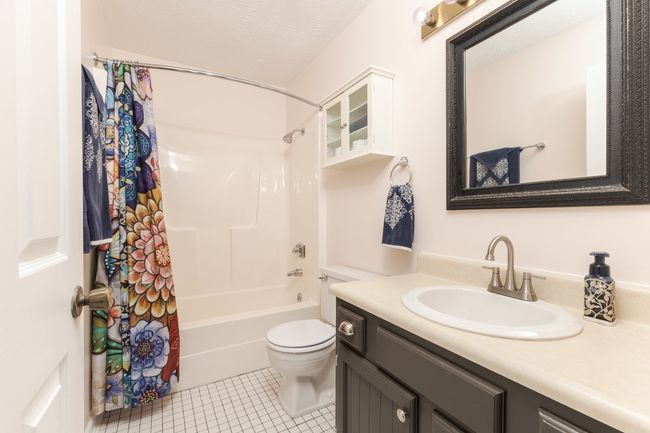 APT-20 - 109 Urban St, Home with 2 bedrooms, 1 bathrooms and 1 parking in Bloomington IL | Image 18