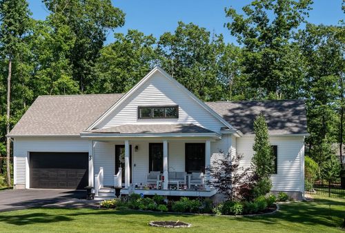 3 Belfast Ln, Kennebunk, ME, 04043-6187 | Card Image