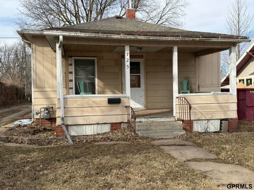 725 N 6th St, Seward, NE, 68434-1407 | Card Image