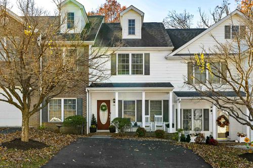 110 Collinswood Dr, STAUNTON, VA, 24401-1988 | Card Image