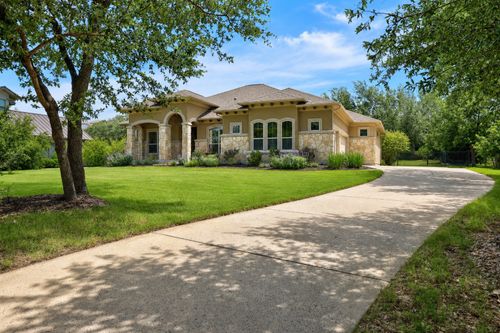 17001 Northlake Hills Dr, Jonestown, TX, 78645-4479 | Card Image