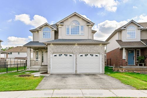 103 Winifred St, Kitchener, ON, N2P2M7 | Card Image