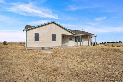 3984 Sunflower Ranch Rd, Hillsdale, WY, 82060-5057 | Card Image