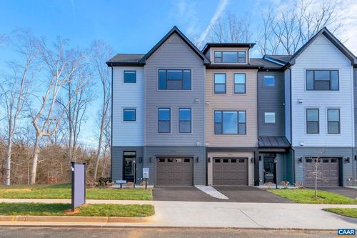 1842 Fowler St, CHARLOTTESVILLE, VA, 22901-3271 | Card Image