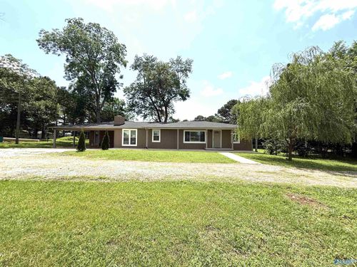 254 Narrow Ln, New Market, AL, 35761-8040 | Card Image