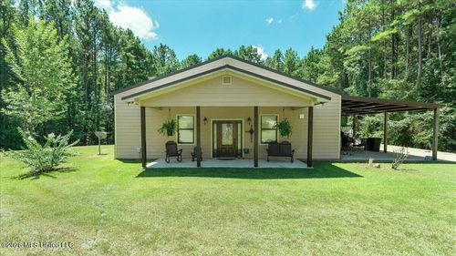 1907 Robinson Rd, Canton, MS, 39046-7811 | Card Image