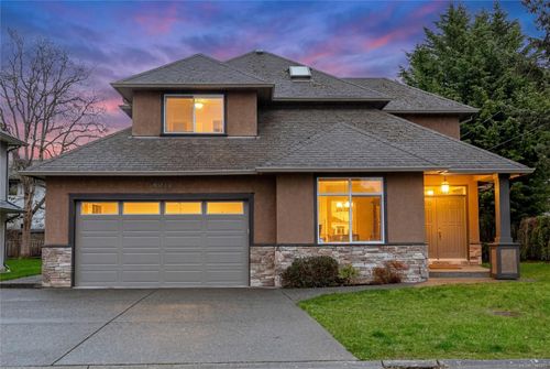 4073 Longview Dr, Victoria, BC, V8N2K6 | Card Image