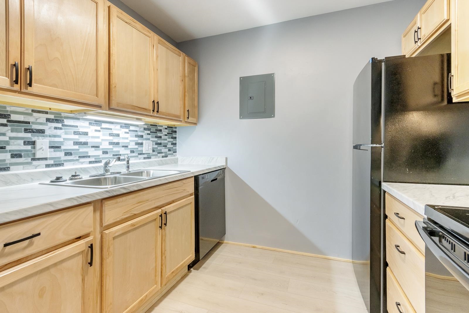 Residential Lease in Cross Plains 3