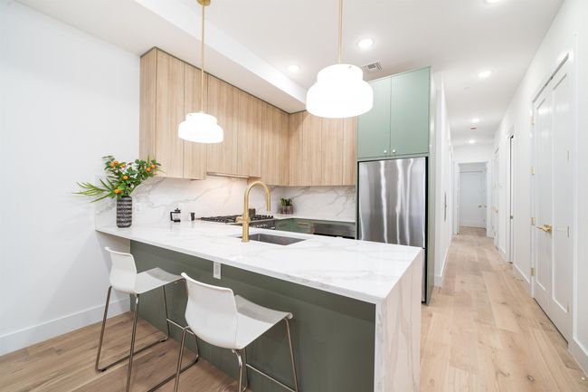 1 - 100 Webster Ave, Condo with 3 bedrooms, 3 bathrooms and null parking in Jersey City NJ | Image 4