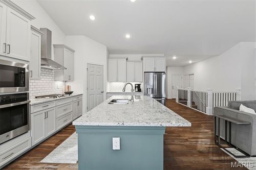 425 Cedar Breaks Ct, Wentzville, MO, 63385-6445 | Card Image