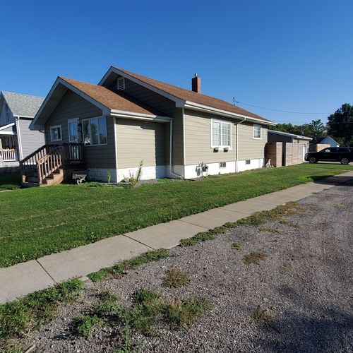 231 W Main St, Martinton, IL, 60951-6096 | Card Image