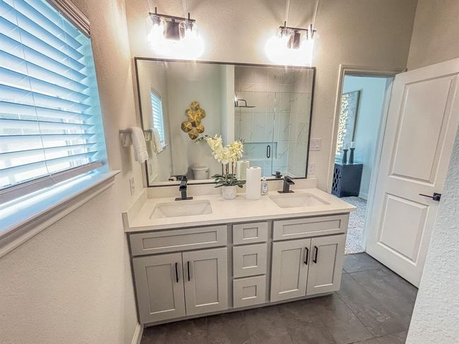 18907 Hatchville Ct, House other with 4 bedrooms, 2 bathrooms and 2 parking in Conroe TX | Image 8