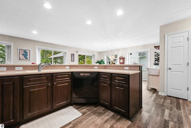 11246 Kings Point Rd, House other with 4 bedrooms, 3 bathrooms and null parking in Alanson MI | Image 15